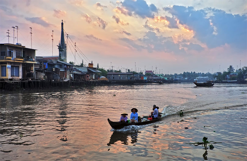 Cai Be Floating Market and Island Biking